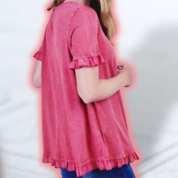 Altar’d State ‘Wren’ Ruffled Trim Tee in “Ski Patrol Red” Size Small - Picture 4 of 11